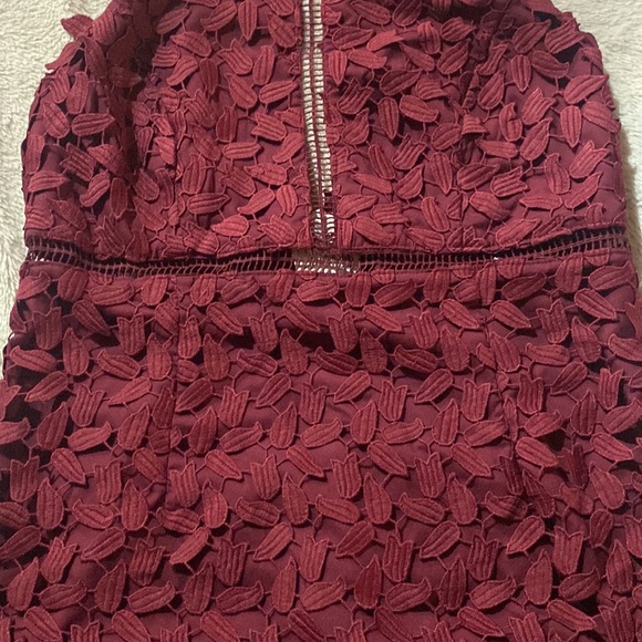 It’s New!! Burgundy light lace and lined. Screaming sexy a show stopper! - Picture 4 of 10